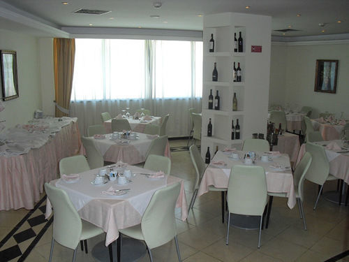 Golden Park Hotel Luanda Extérieur photo