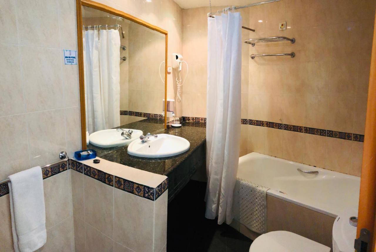 Golden Park Hotel Luanda Extérieur photo