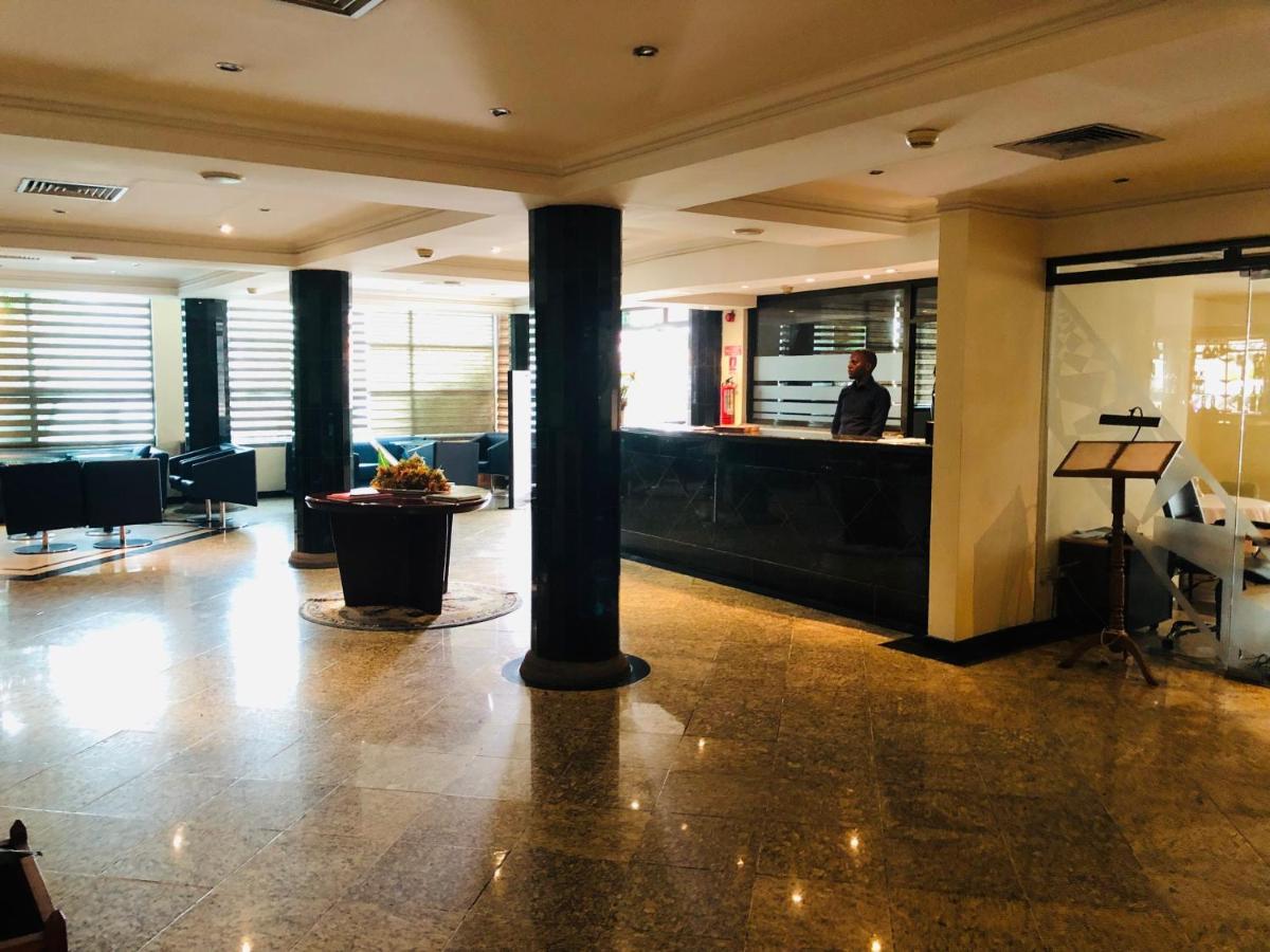 Golden Park Hotel Luanda Extérieur photo