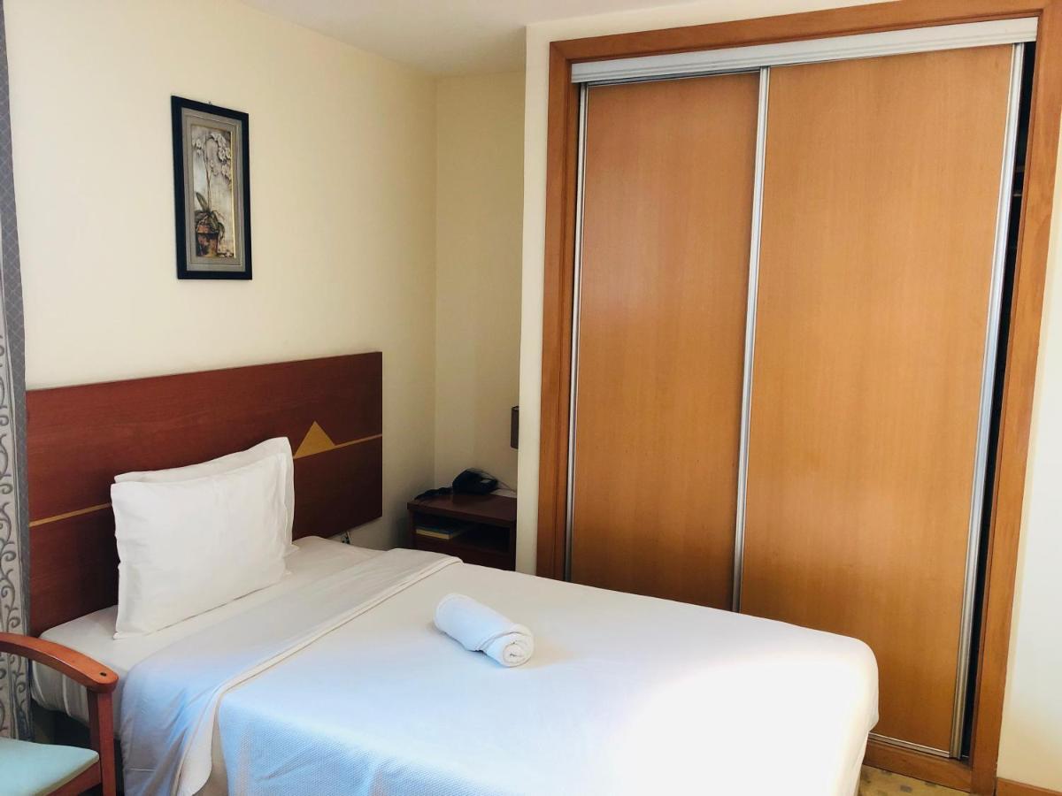 Golden Park Hotel Luanda Extérieur photo