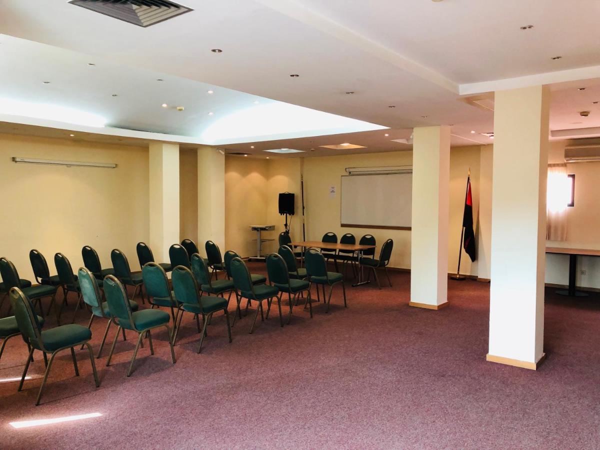Golden Park Hotel Luanda Extérieur photo
